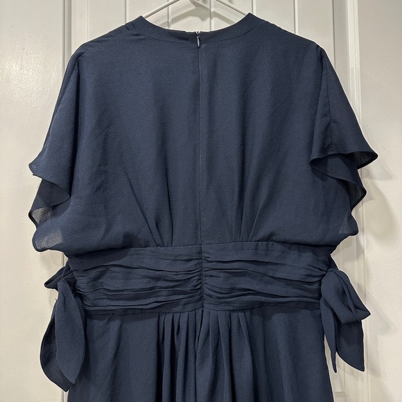 Gal Meets Glam Chiffon Midi Dress in Navy - Picture 5 of 8